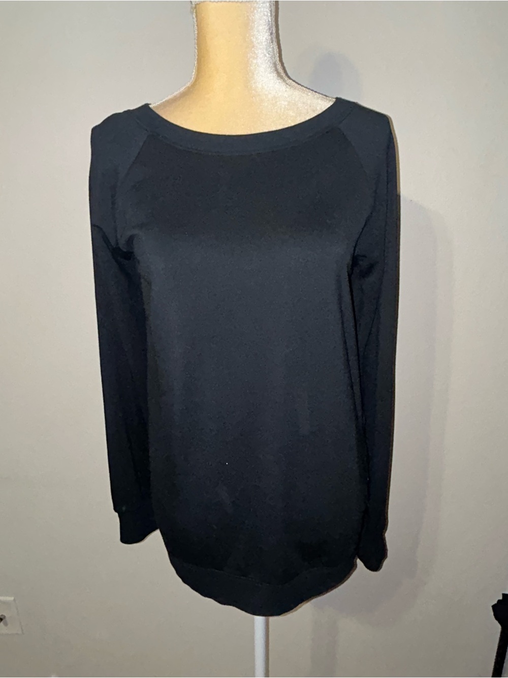NWT Threads 4 Thought Classic Black Long-Sleeve Women's Top Sz S